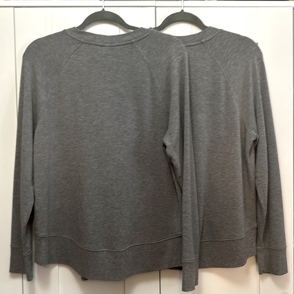 Gray Sweatshirt Bundle 2 Crewneck Sz LG A New Day Ultra Soft FIRM!! - Picture 3 of 3